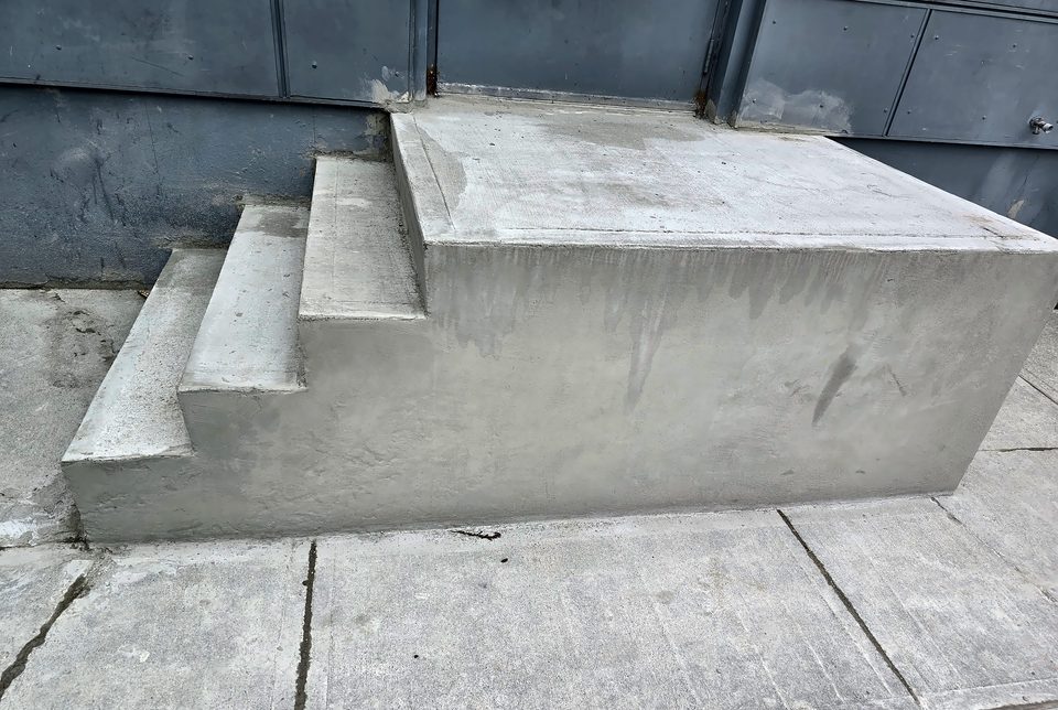 After: stairs and landing before railings