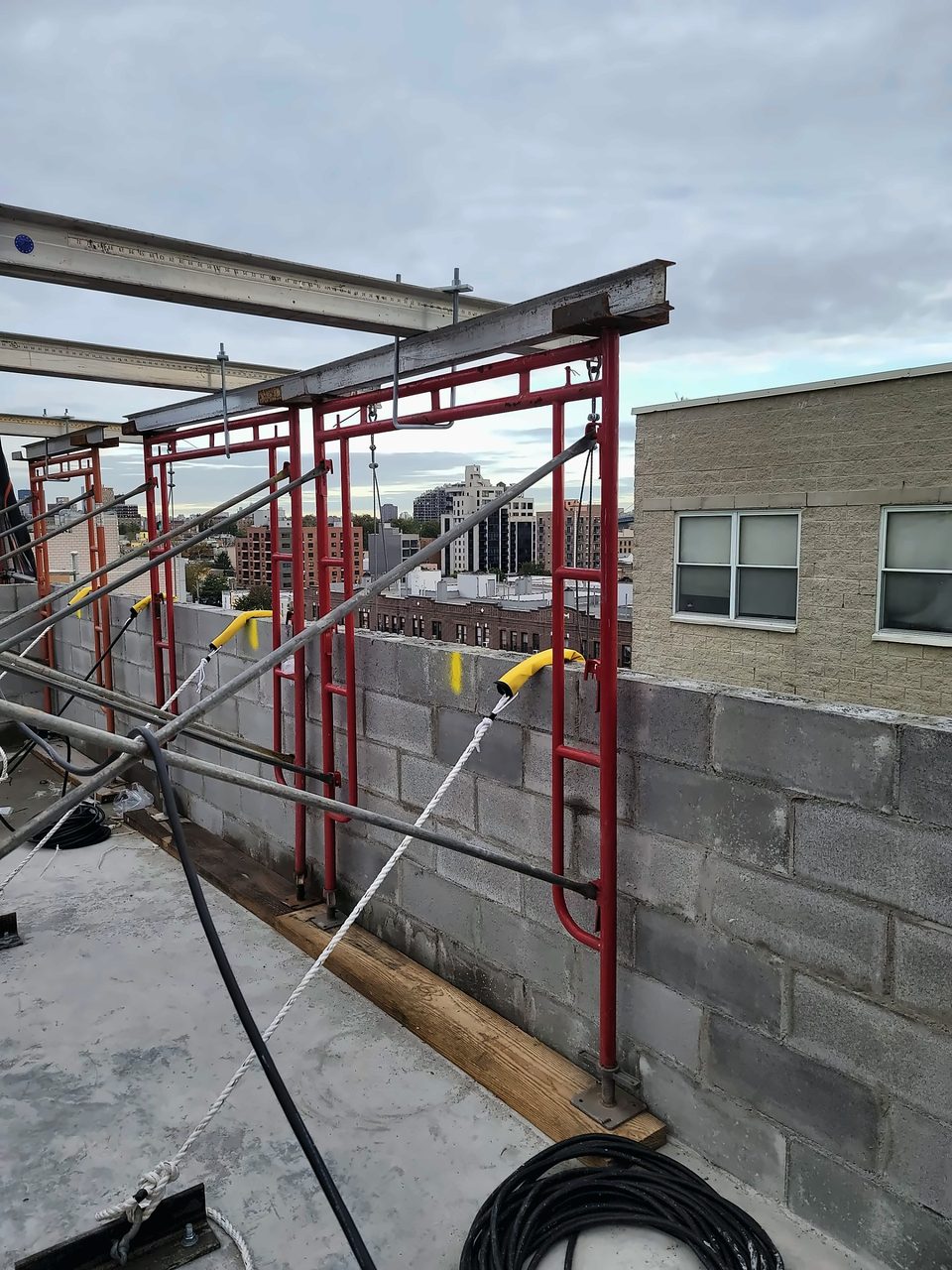 Rooftop: CMU parapet and steel before the envelope